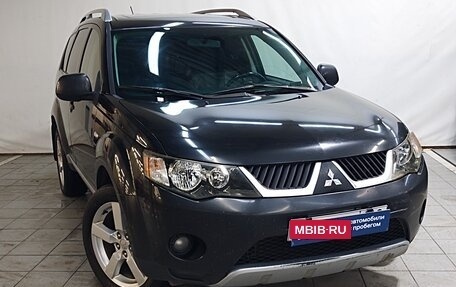 Mitsubishi Outlander III рестайлинг 3, 2008 год, 650 000 рублей, 2 фотография