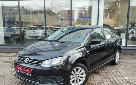 Volkswagen Polo VI (EU Market), 2013 год, 890 000 рублей, 1 фотография