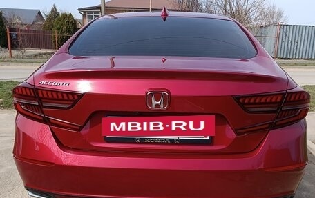 Honda Accord IX рестайлинг, 2018 год, 1 870 000 рублей, 2 фотография