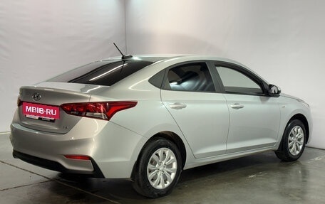 Hyundai Solaris II рестайлинг, 2017 год, 1 114 000 рублей, 4 фотография