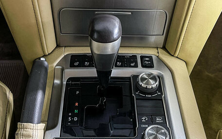 Toyota Land Cruiser 200, 2016 год, 4 997 000 рублей, 14 фотография