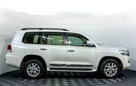 Toyota Land Cruiser 200, 2016 год, 4 997 000 рублей, 4 фотография