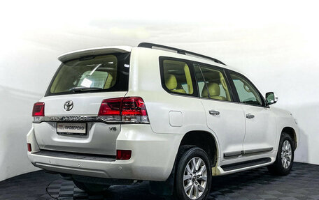 Toyota Land Cruiser 200, 2016 год, 4 997 000 рублей, 5 фотография