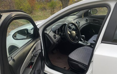 Chevrolet Cruze II, 2014 год, 830 000 рублей, 11 фотография