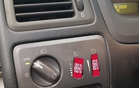 Volvo S60 III, 2001 год, 580 000 рублей, 29 фотография