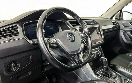 Volkswagen Tiguan II, 2017 год, 2 697 000 рублей, 13 фотография