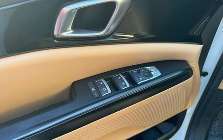 KIA Carnival, 2021 год, 3 850 000 рублей, 18 фотография