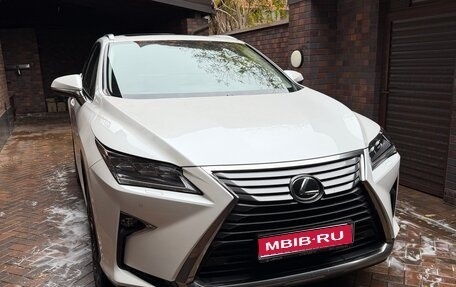 Lexus RX IV рестайлинг, 2017 год, 4 500 000 рублей, 1 фотография