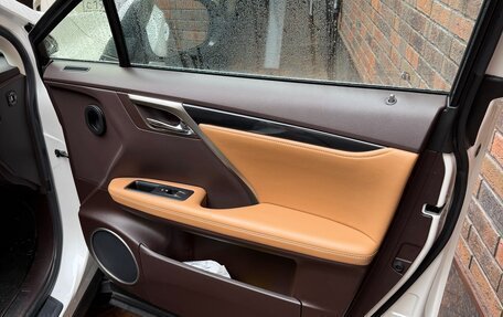 Lexus RX IV рестайлинг, 2017 год, 4 500 000 рублей, 9 фотография
