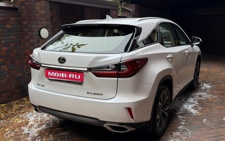 Lexus RX IV рестайлинг, 2017 год, 4 500 000 рублей, 5 фотография