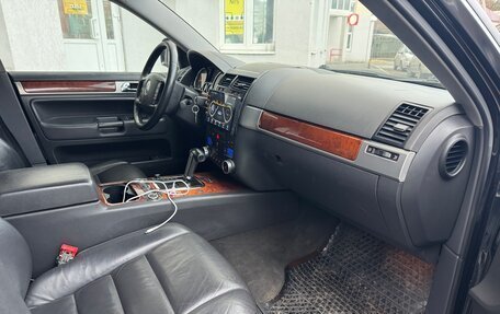 Volkswagen Touareg III, 2006 год, 485 000 рублей, 9 фотография