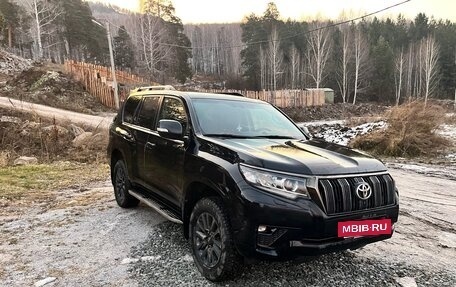 Toyota Land Cruiser Prado 150 рестайлинг 2, 2021 год, 6 300 000 рублей, 2 фотография