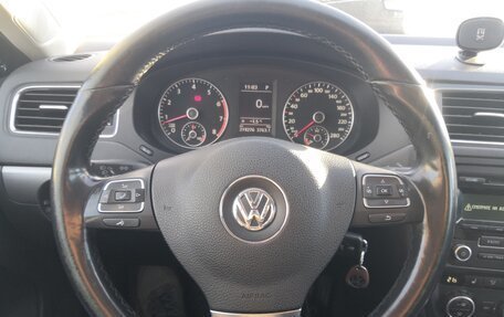 Volkswagen Jetta VI, 2012 год, 945 000 рублей, 8 фотография