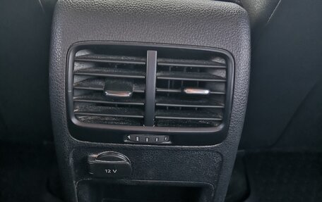 Volkswagen Jetta VI, 2012 год, 945 000 рублей, 7 фотография