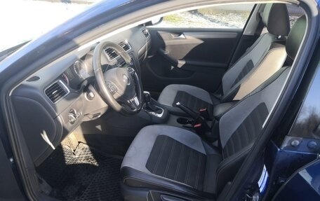 Volkswagen Jetta VI, 2012 год, 945 000 рублей, 10 фотография