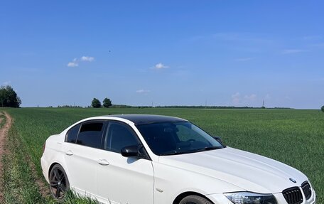 BMW 3 серия, 2011 год, 1 100 000 рублей, 2 фотография