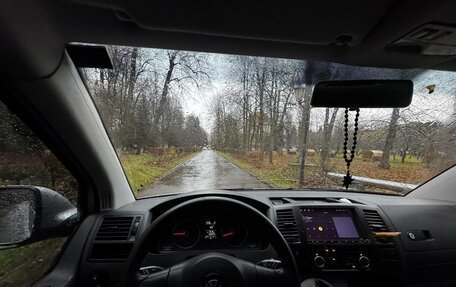 Volkswagen Caravelle T5, 2013 год, 2 100 000 рублей, 9 фотография