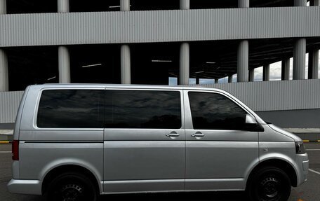 Volkswagen Caravelle T5, 2013 год, 2 100 000 рублей, 7 фотография