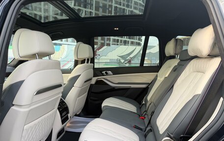 BMW X7, 2024 год, 15 000 000 рублей, 17 фотография