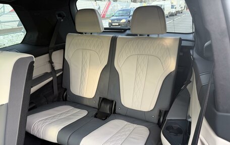 BMW X7, 2024 год, 15 000 000 рублей, 21 фотография