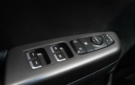 KIA Sportage IV рестайлинг, 2019 год, 2 300 200 рублей, 10 фотография