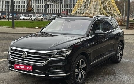 Volkswagen Touareg III, 2020 год, 5 800 000 рублей, 1 фотография