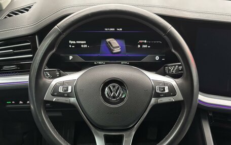 Volkswagen Touareg III, 2020 год, 5 800 000 рублей, 9 фотография