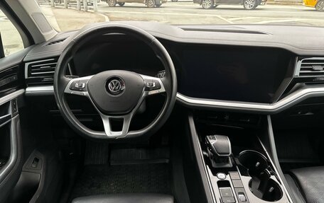 Volkswagen Touareg III, 2020 год, 5 800 000 рублей, 10 фотография