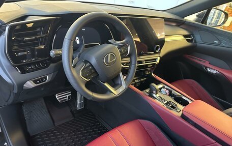 Lexus RX IV рестайлинг, 2025 год, 12 300 000 рублей, 4 фотография