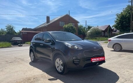 KIA Sportage IV рестайлинг, 2017 год, 1 790 000 рублей, 2 фотография