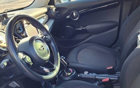 MINI Hatch, 2019 год, 1 700 000 рублей, 3 фотография