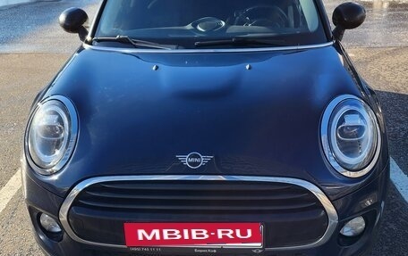 MINI Hatch, 2019 год, 1 700 000 рублей, 8 фотография