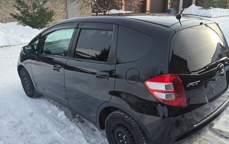 Honda Fit III, 2009 год, 800 000 рублей, 4 фотография