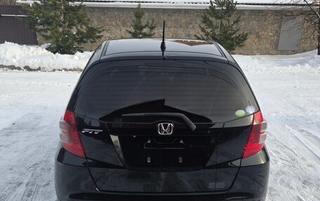 Honda Fit III, 2009 год, 800 000 рублей, 5 фотография