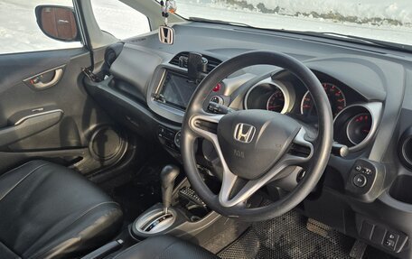 Honda Fit III, 2009 год, 800 000 рублей, 11 фотография