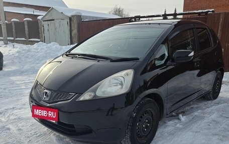 Honda Fit III, 2009 год, 800 000 рублей, 3 фотография