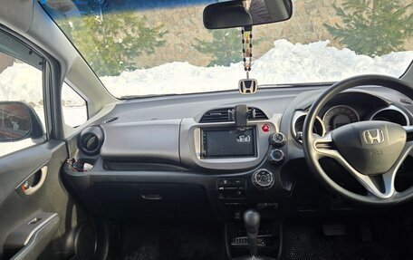 Honda Fit III, 2009 год, 800 000 рублей, 22 фотография