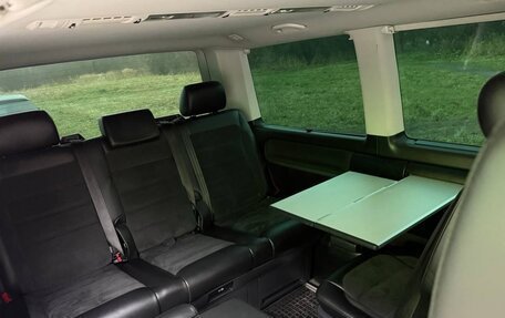 Volkswagen Multivan T6 рестайлинг, 2018 год, 5 500 000 рублей, 7 фотография