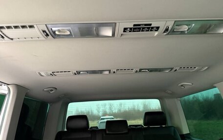 Volkswagen Multivan T6 рестайлинг, 2018 год, 5 500 000 рублей, 8 фотография