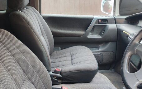 Toyota Estima III рестайлинг -2, 1993 год, 560 000 рублей, 8 фотография