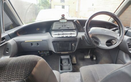 Toyota Estima III рестайлинг -2, 1993 год, 560 000 рублей, 10 фотография