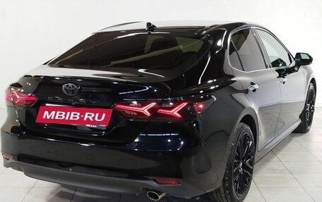 Toyota Camry, 2019 год, 2 900 000 рублей, 5 фотография
