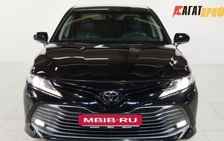 Toyota Camry, 2019 год, 2 900 000 рублей, 2 фотография