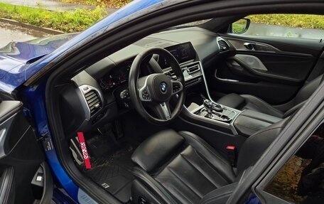 BMW 8 серия, 2019 год, 7 000 000 рублей, 6 фотография