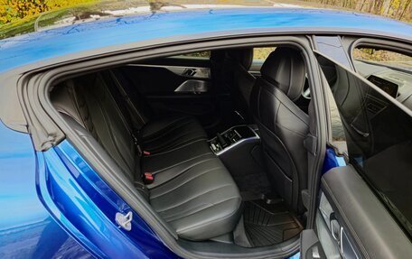 BMW 8 серия, 2019 год, 7 000 000 рублей, 9 фотография