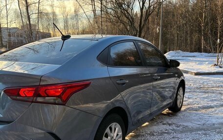 Hyundai Solaris II рестайлинг, 2021 год, 1 500 000 рублей, 6 фотография