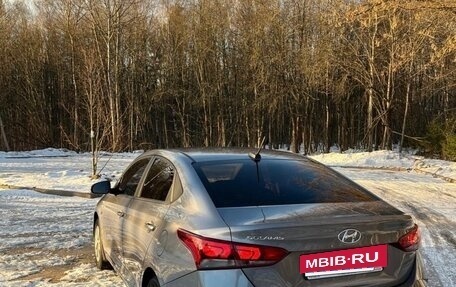 Hyundai Solaris II рестайлинг, 2021 год, 1 500 000 рублей, 4 фотография