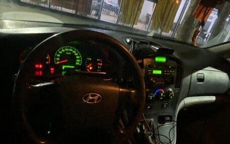 Hyundai Grand Starex Grand Starex I рестайлинг 2, 2008 год, 690 000 рублей, 5 фотография