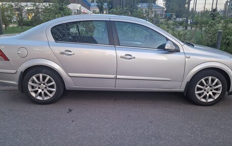 Opel Astra H, 2011 год, 650 000 рублей, 4 фотография