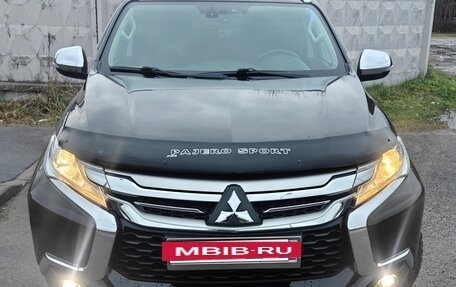 Mitsubishi Pajero Sport III рестайлинг, 2018 год, 2 950 000 рублей, 6 фотография